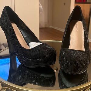 Sexy Torrid Shoes Embellished Platform Pumps